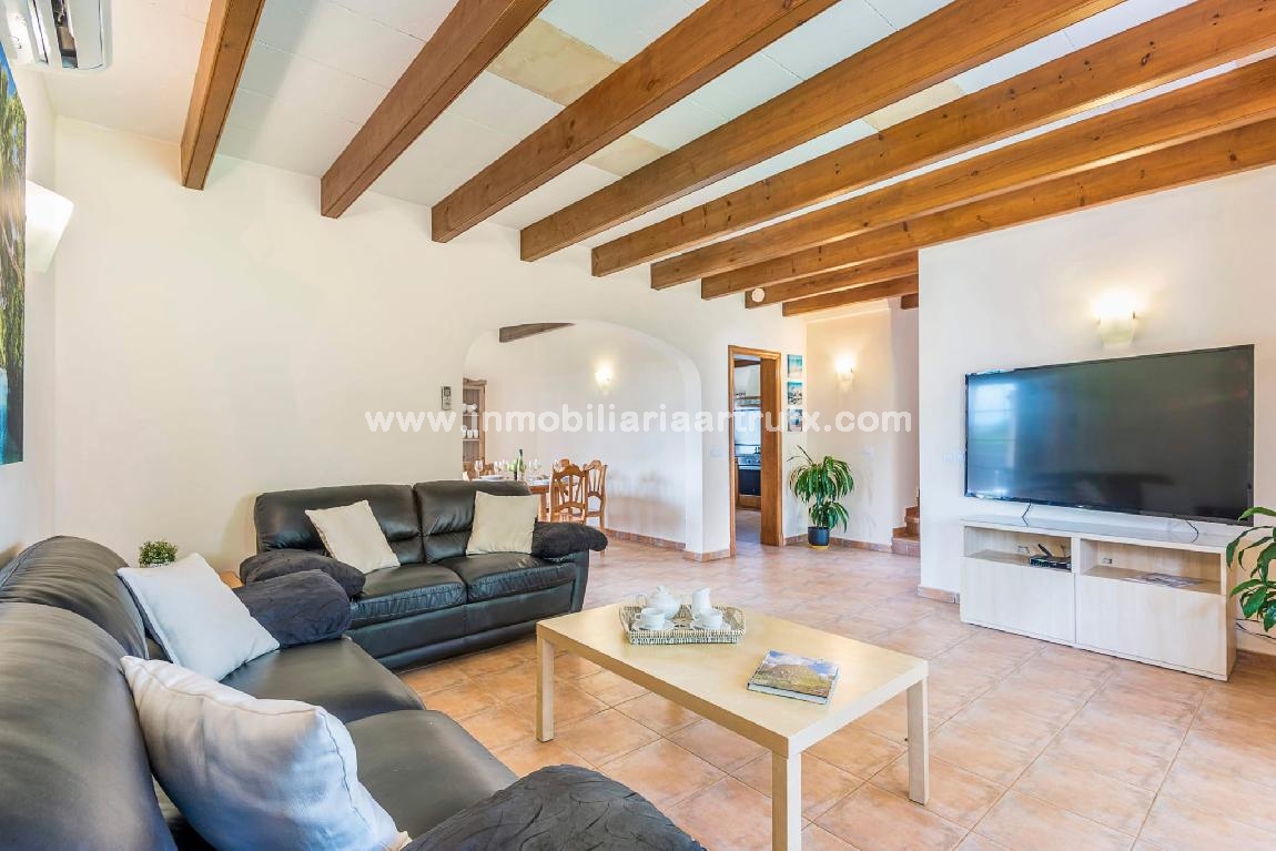 CHALET CON LICENCIA TURÍSTICA